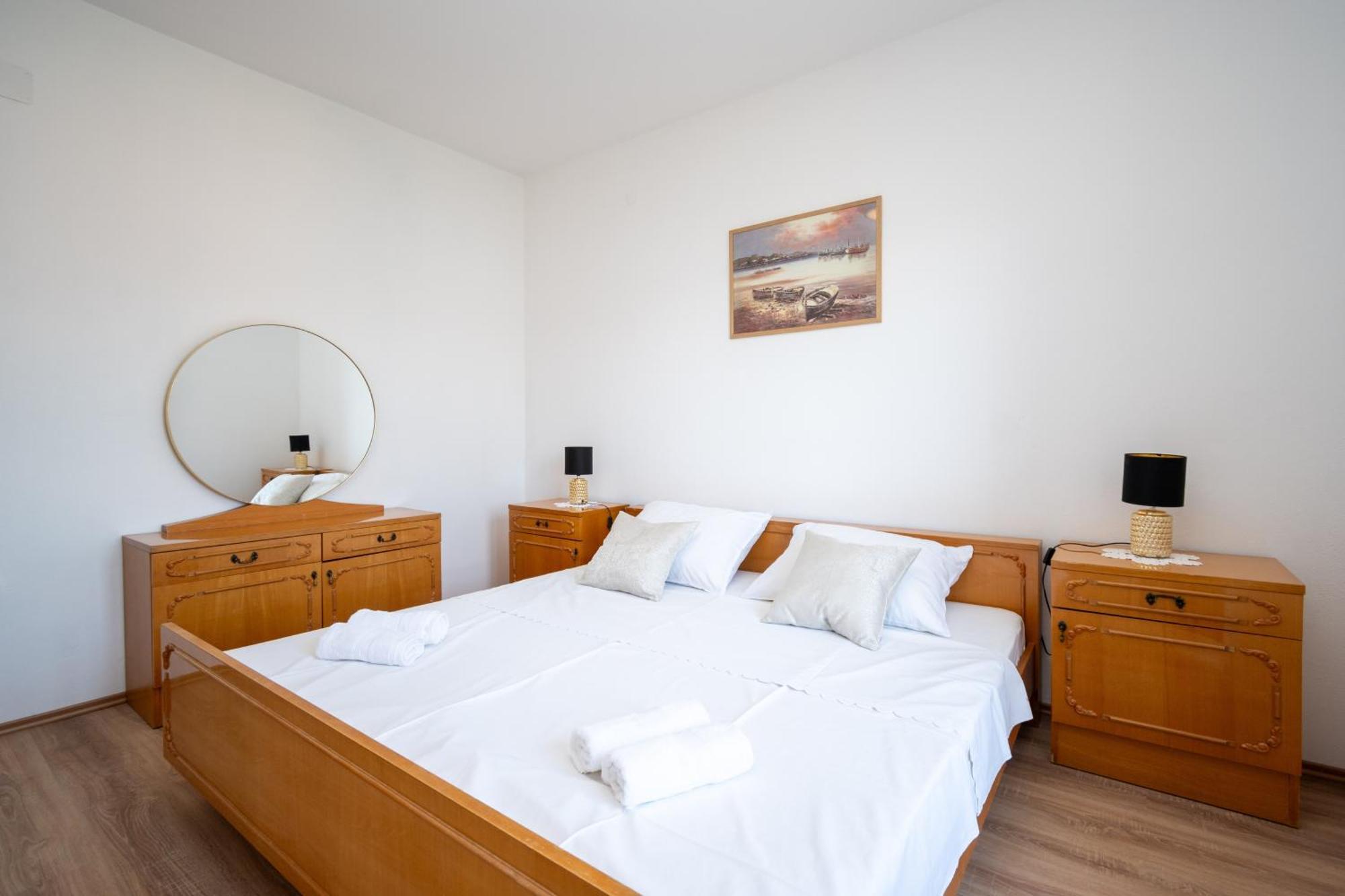 Apartments With A Parking Space Pag - 15765 파그 객실 사진
