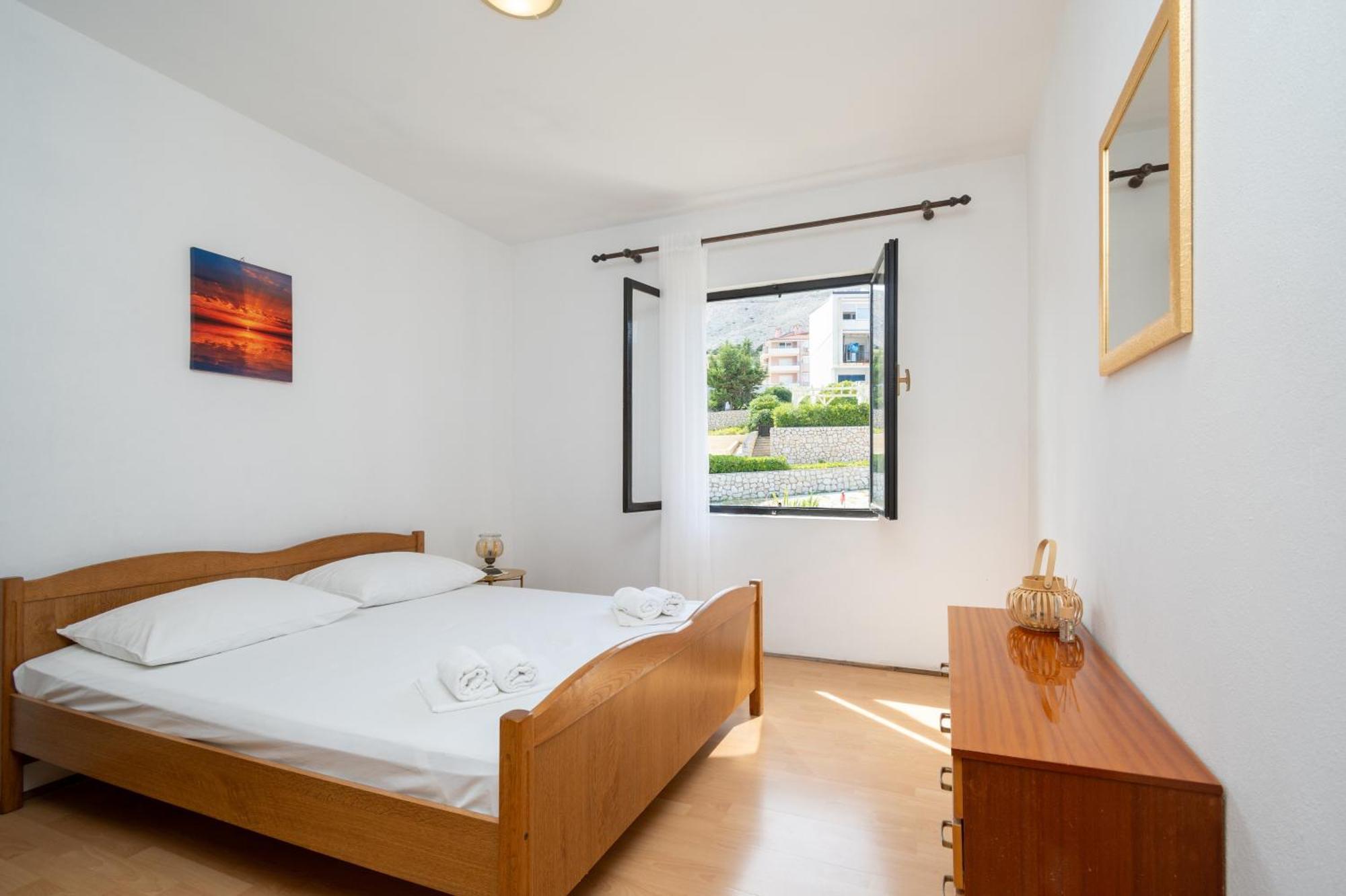 Apartments With A Parking Space Pag - 15765 파그 외부 사진