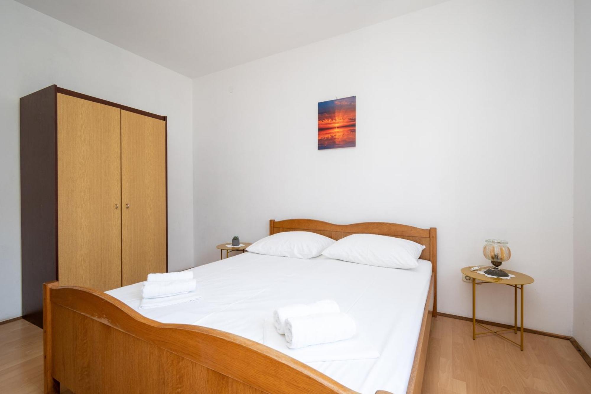 Apartments With A Parking Space Pag - 15765 파그 객실 사진