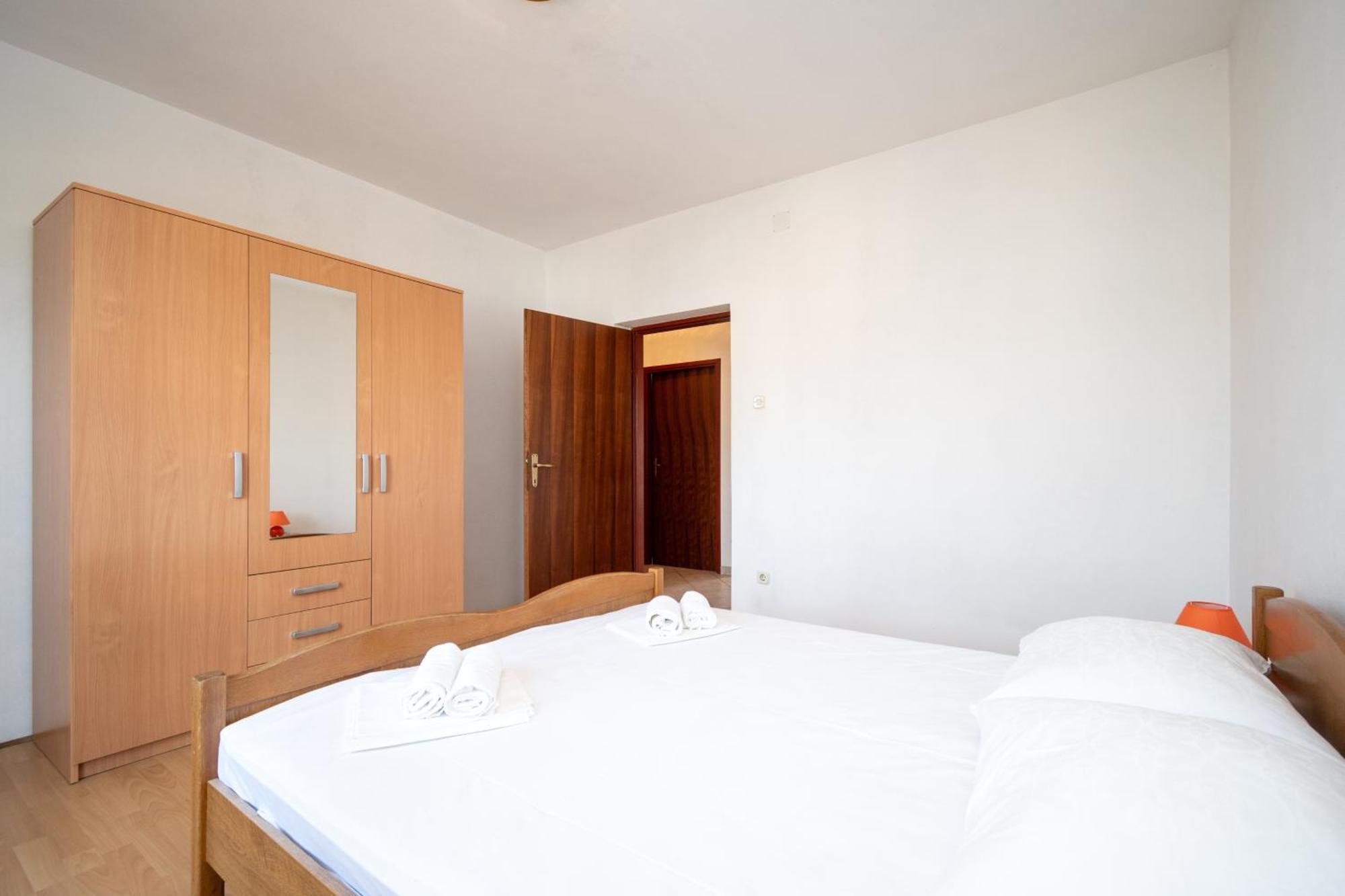 Apartments With A Parking Space Pag - 15765 파그 객실 사진
